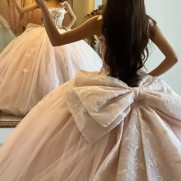 Quinceañera (2)