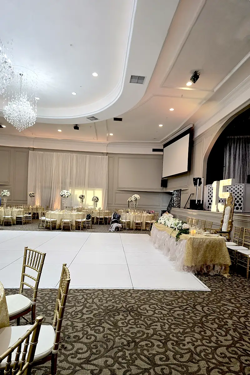 Venue 2 (8)